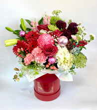 Christmas Florist Choice Hat Box